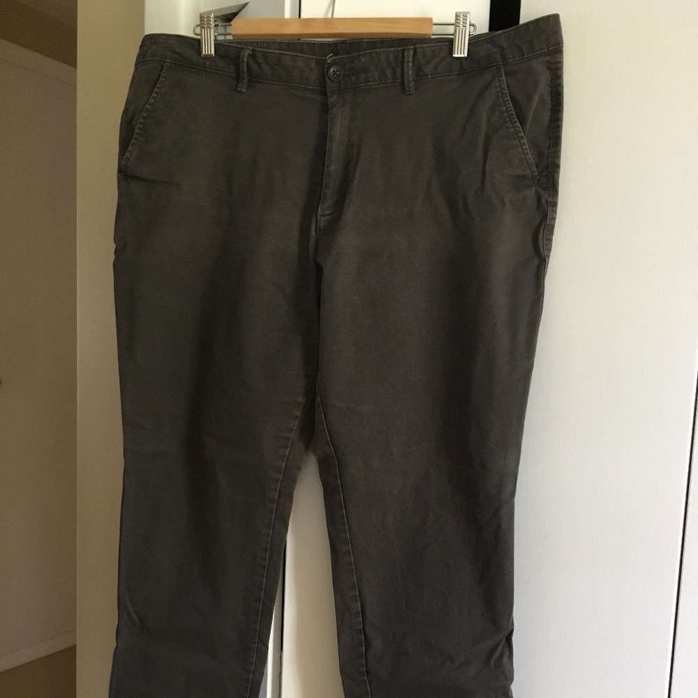 charcoal EDDIE BAUER chino pant US 18 plus size